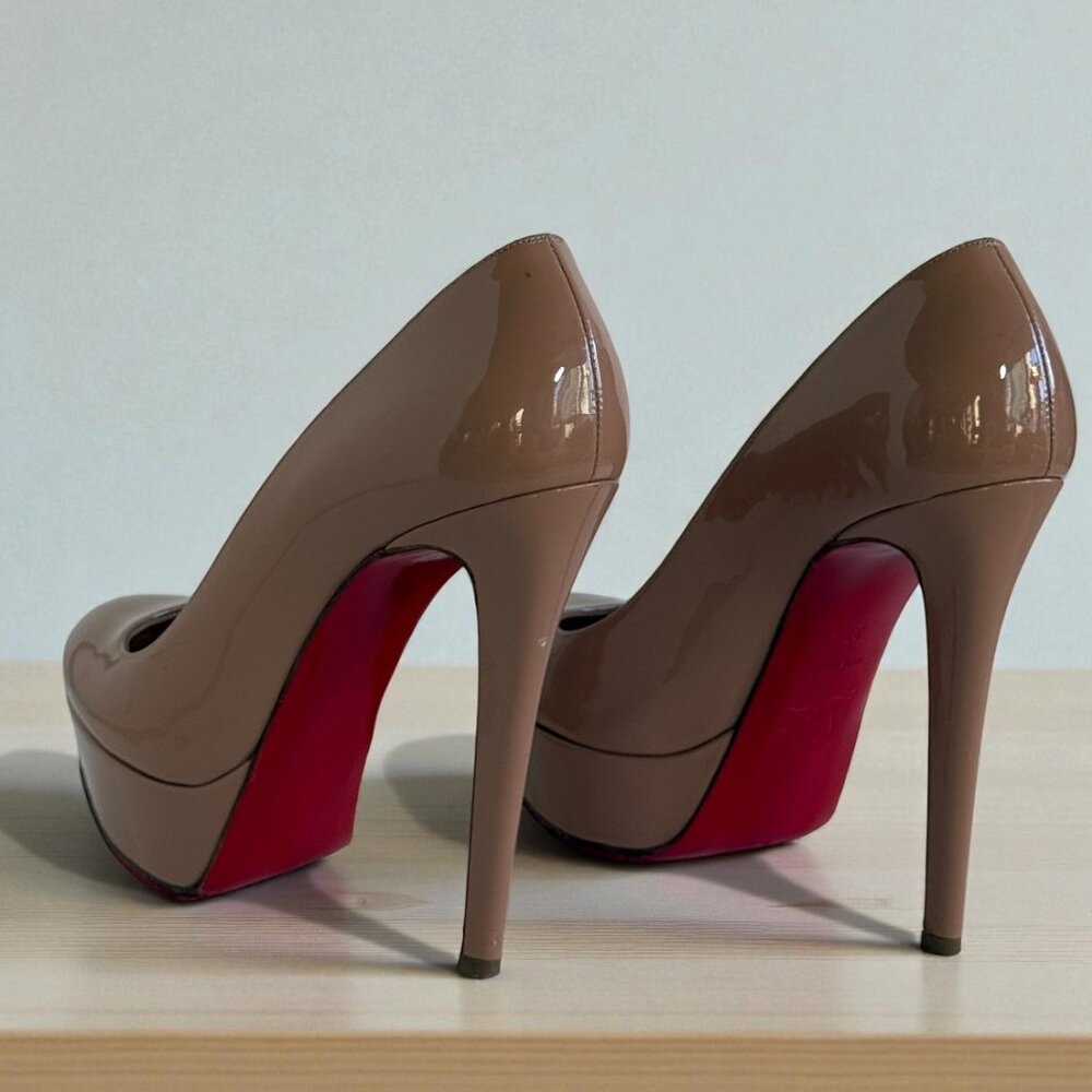 Christian Louboutin - Bianca 140 Nude Patent Pumps - 37.5